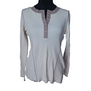 White Birch Women's Size Large Waffle Material Top